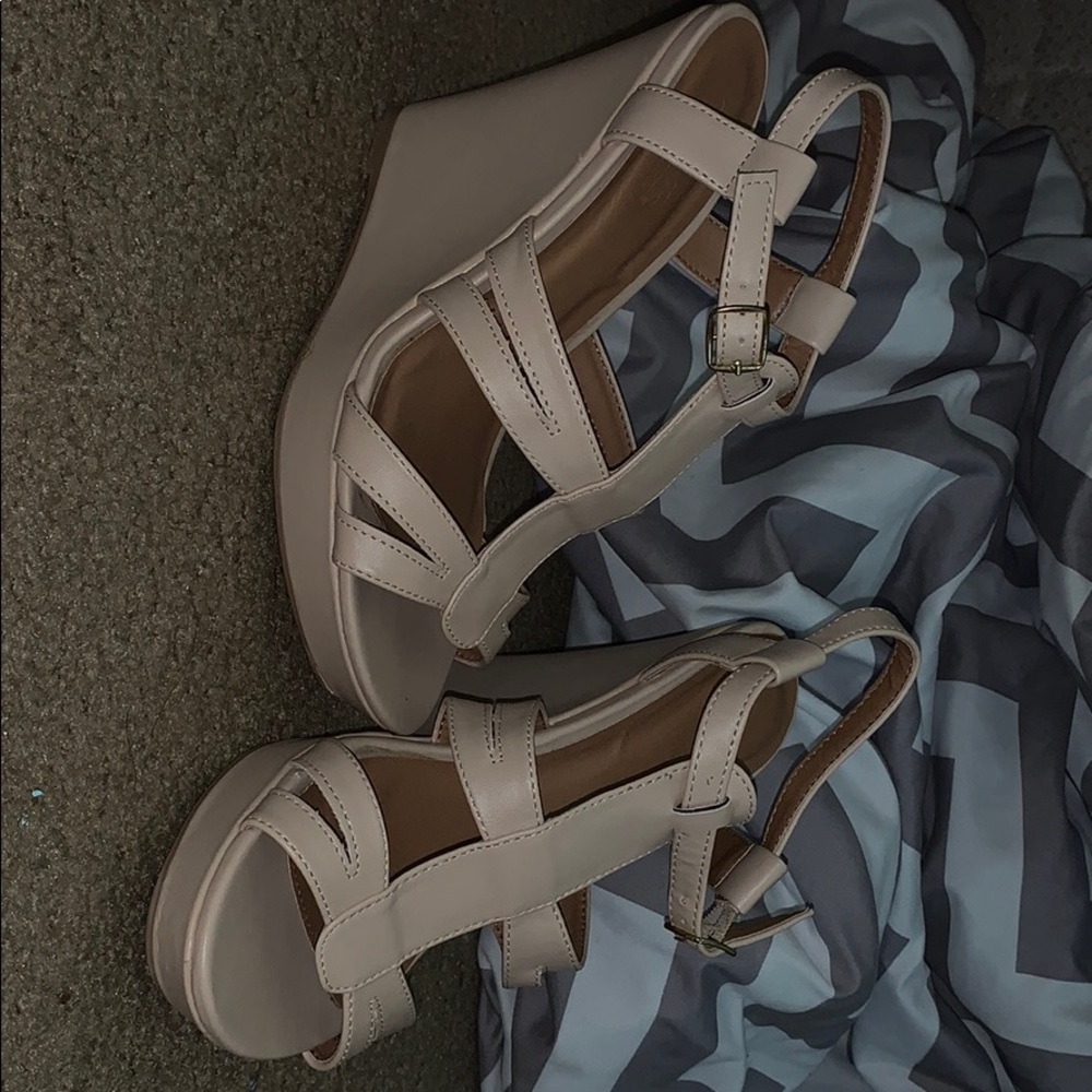 Wedges - Picture 3 of 3